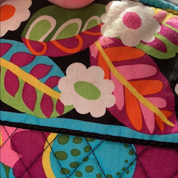 Beautiful Vera Bradley tote - Picture 9 of 9